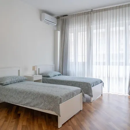 Via Sparano Deluxe - Apulian Experience アパート バーリ